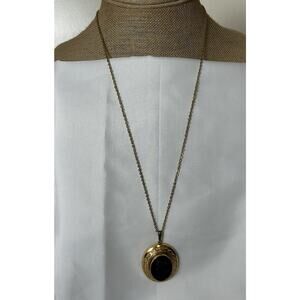 Beautiful Vintage Gold Tone Black Morning Cameo Necklace.